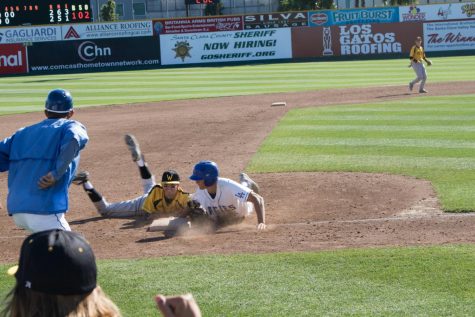 Baseball Defeats Wilcox, Advances to CCS Finals