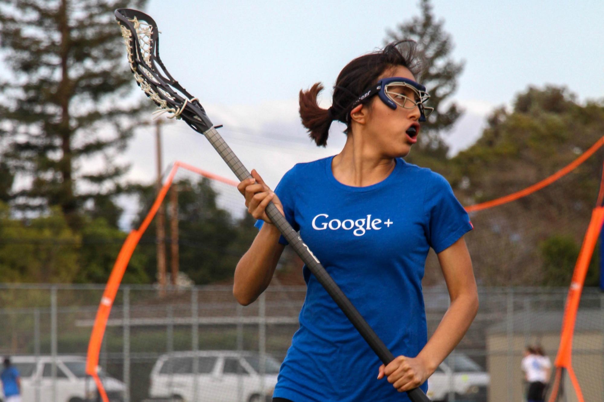 Senior Joceline Montebello looks for the ball in practice. Despite a relatively inexperienced squad, the girls lacrosse team hopes to do well this season. Photo by Michael Sieffert.