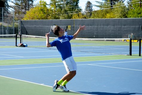 Boys Tennis Looks to Close Season Strong