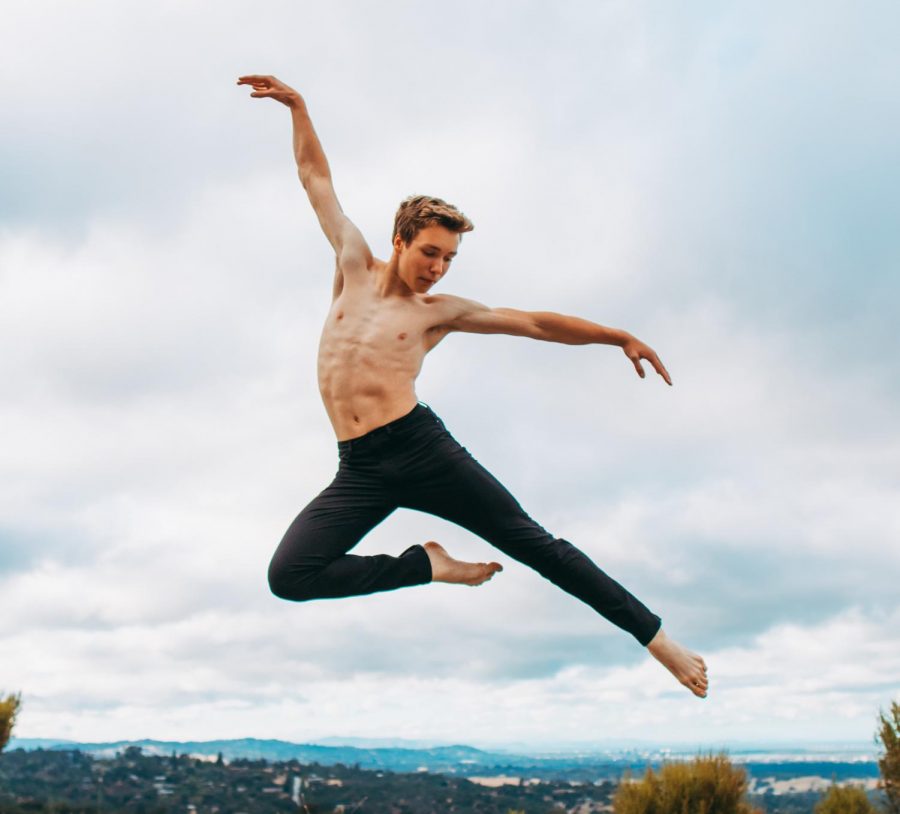 Junior Ezra Tock is one of the only male dancers at Los Altos. Despite being looked down upon by those who believe masculinity and ballet do not mesh with one another, Ezra continues to dance proudly and master his craft.