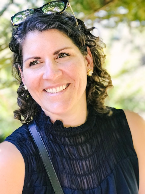 New+College+and+Career+Center+Coordinator+Laura+Duran+started+her+position+within+the+LAHS+community+during+the+pandemic.+Having+previous+worked+in+the+education+technology+industry%2C+she+hopes+to+help+students+adjust+to+a+new+virtual+environment+and+is+determined+to+embrace+the+learning+curve.