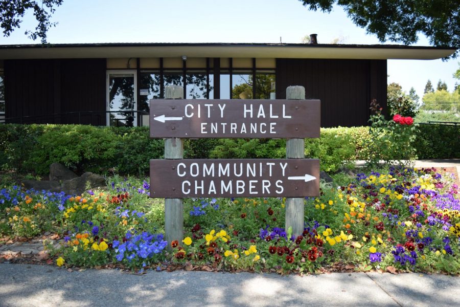 The Los Altos City Council voted to remove school resource officers from Los Altos High School.