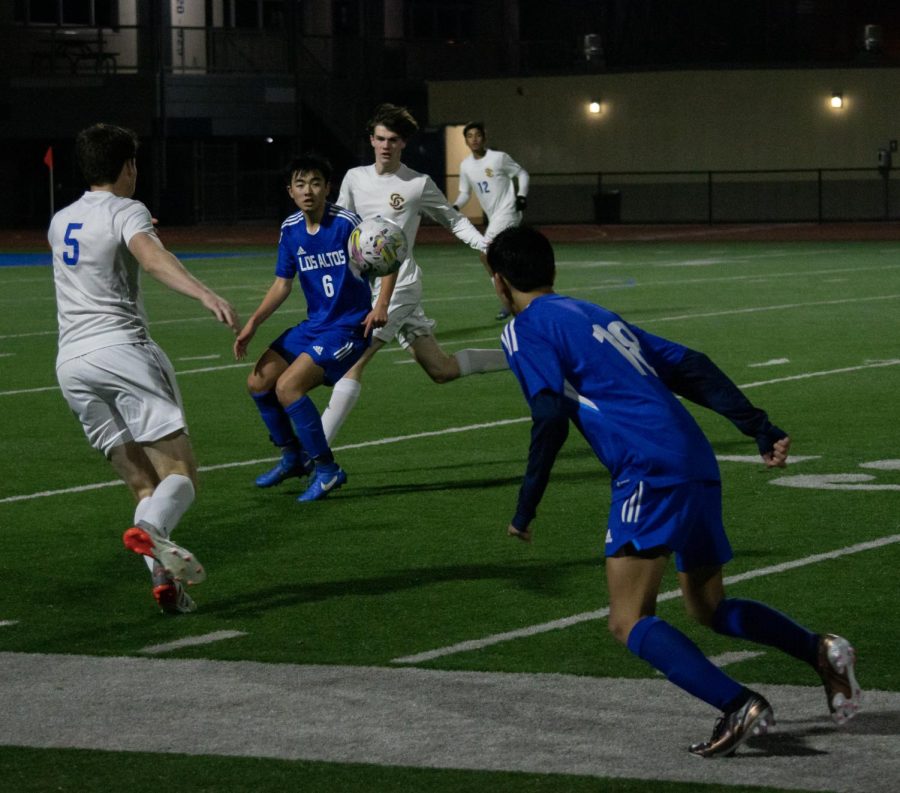 Boys soccer ties Santa Clara in extremely close game