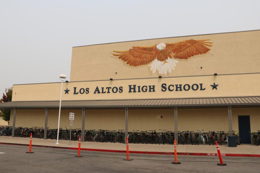 Beginning next Monday, May 1, Los Altos High School will update its Wi-Fi network with the goal of ensuring greater security. 