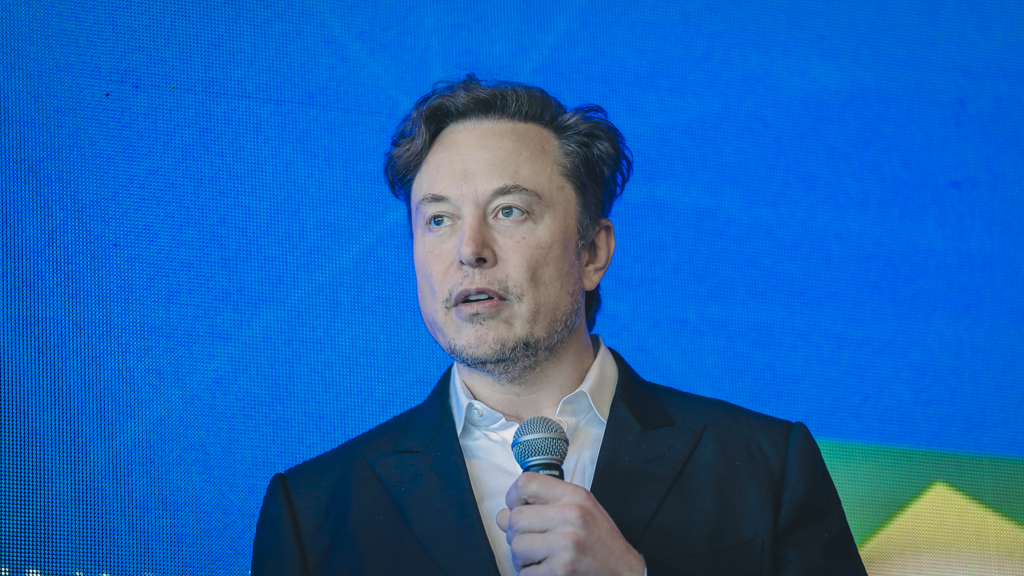 Elon Musk at a Brazilian Ministry of Communications conference in 2022.