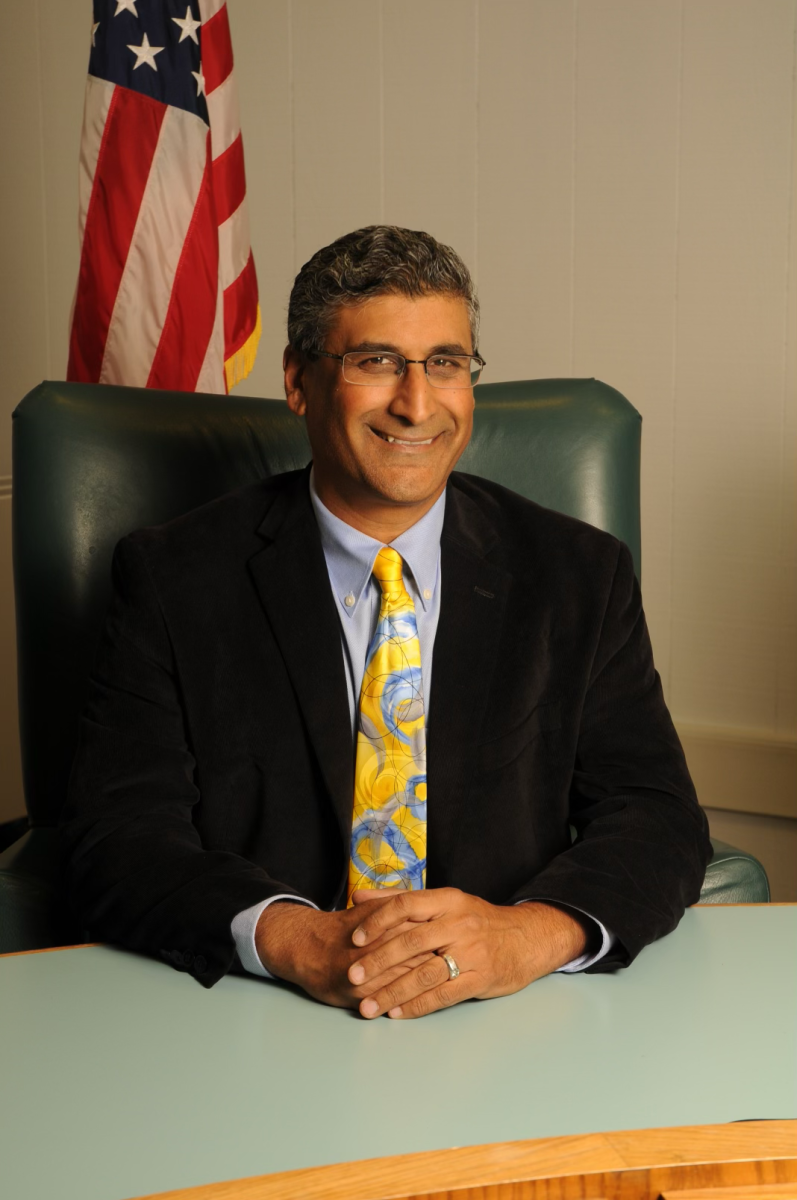 Sanjay Dave, 2024 Mountain View–Los Altos (MVLA) Board President.