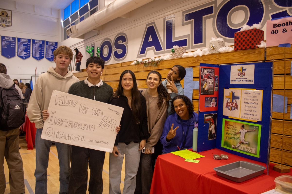 Left to right: Fellowship of Christian Athletes members senior Samuel Galli, senior Colin Chin, senior Niki Tan, senior Julia Bita, senior Daniela Hughes and advisor Seniora Hughes pose for a photo.